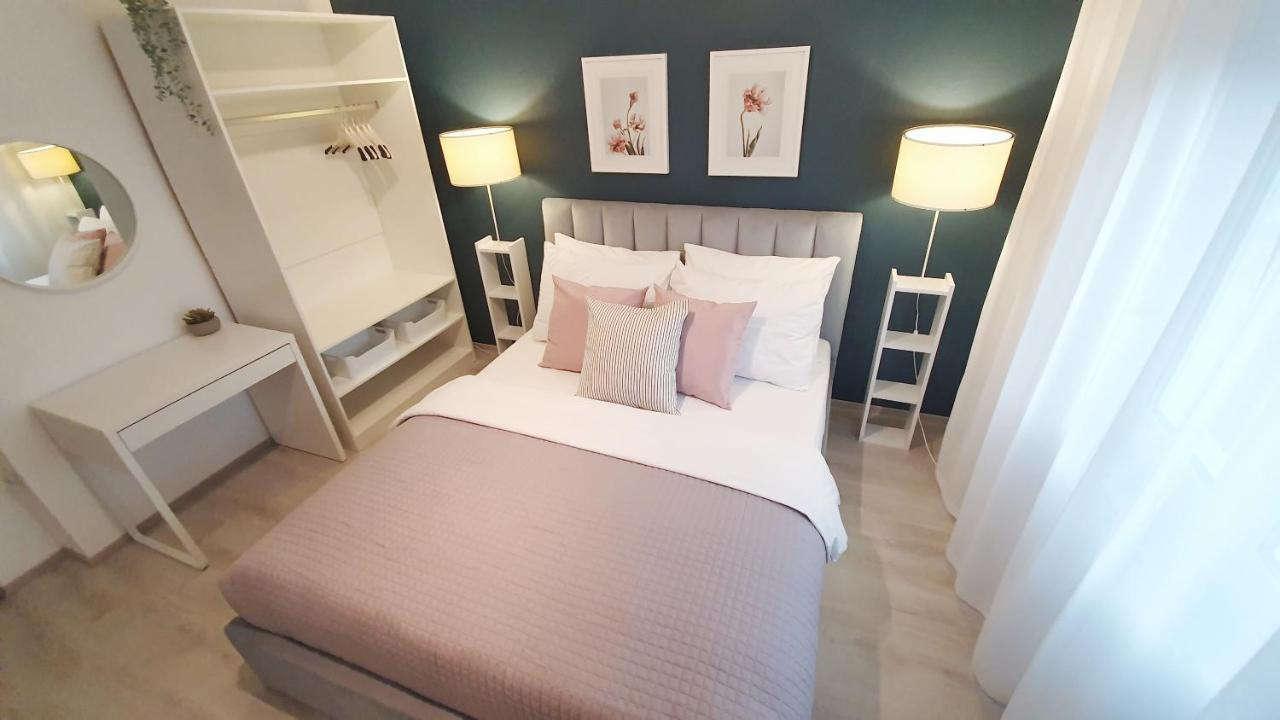 Seaview Apartment With Balcony And Terrace Barac تْسْغيكفانِتْسا المظهر الخارجي الصورة