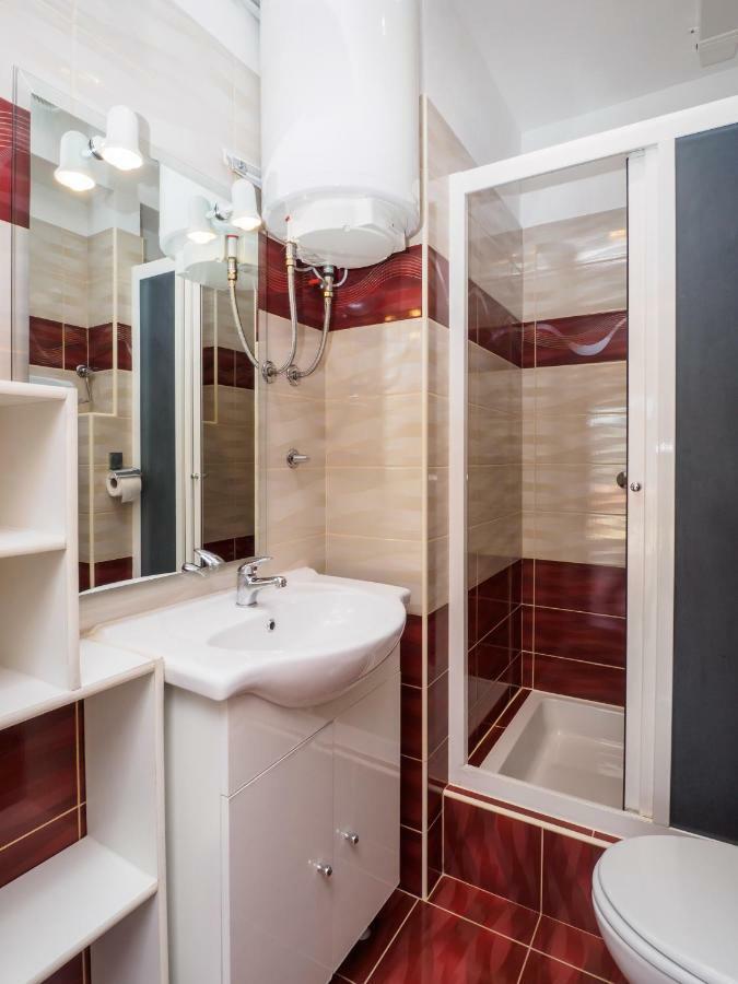 Seaview Apartment With Balcony And Terrace Barac تْسْغيكفانِتْسا المظهر الخارجي الصورة